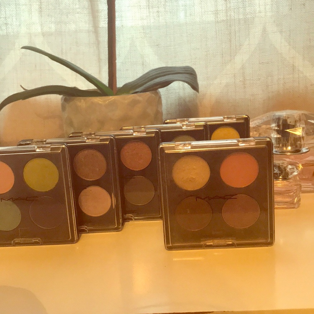 Mac eyeshadow palette